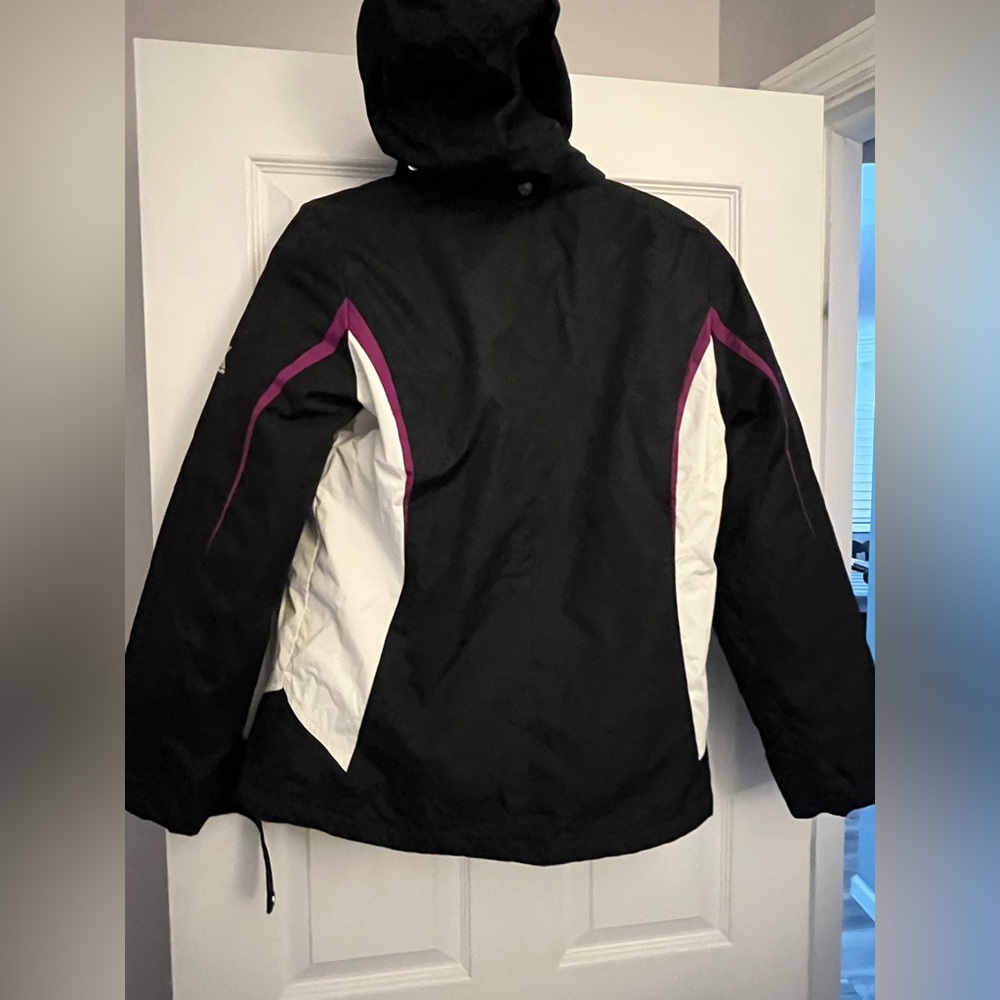ZeroXposure polar ski jacket   Black, white, magenta   Stylish . Warm , comfy